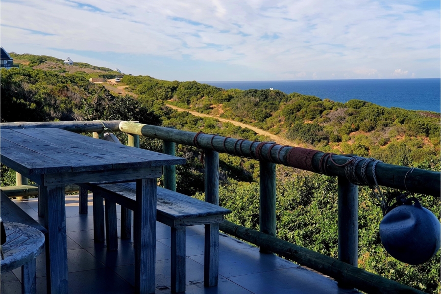 3 Bedroom Property for Sale in Fynbosstrand Western Cape